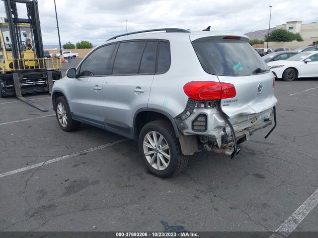 WVGAV7AX8JK003739 Volkswagen TIGUAN LIMITED