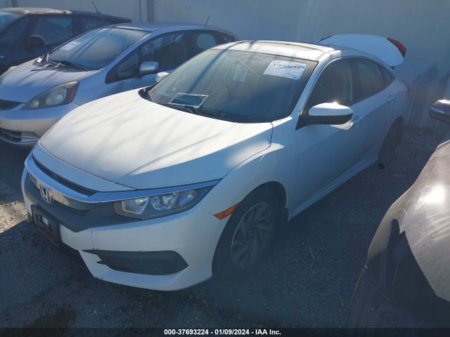Honda CIVIC EX 2017 2HGFC2F75HH518390 Image 2