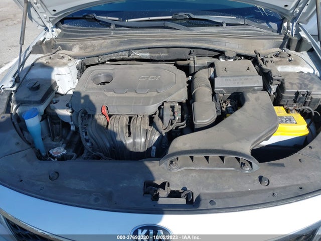 KIA Optima Lx 2018 5XXGT4L35JG270277 Image 10