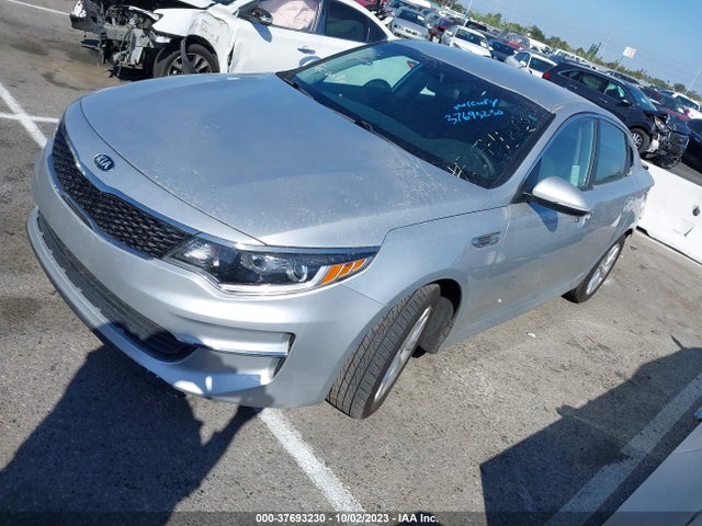 KIA Optima Lx 2018 5XXGT4L35JG270277 Image 2