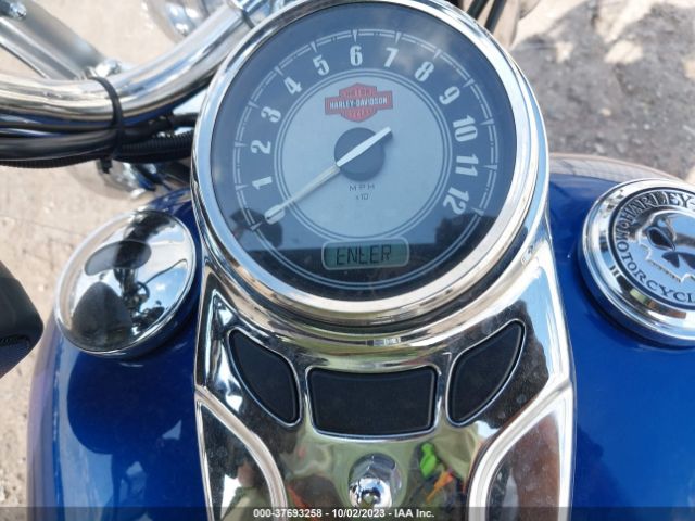 2015 HARLEY-DAVIDSON FLSTC 1HD1BWV16FB016542 Photo 6