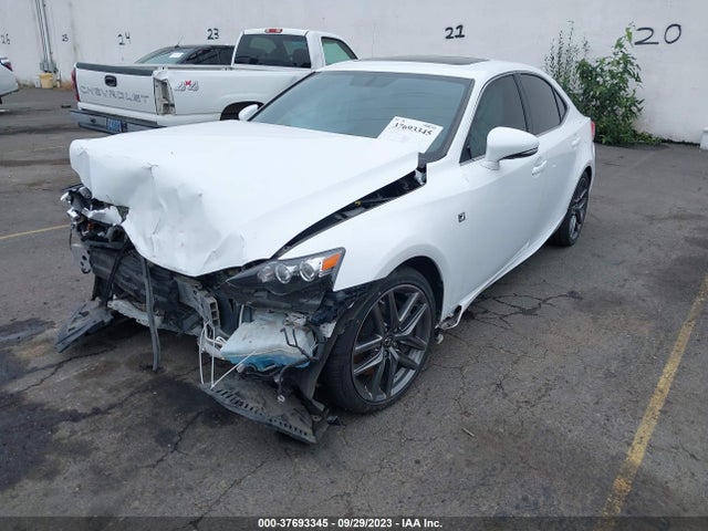 Lexus IS 350 2016 JTHCE1D26G5010494 Image 2