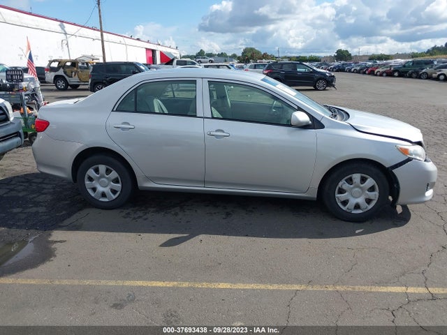 2009 TOYOTA COROLLA VIN: JTDBL40EX99032885