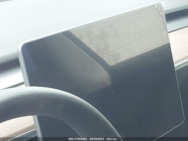 5YJ3E1EA6NF330756 Tesla MODEL 3