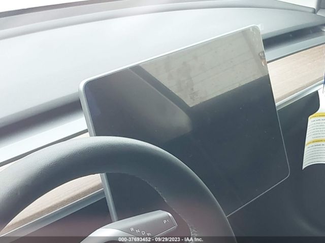 5YJ3E1EA6NF330756 Tesla MODEL 3