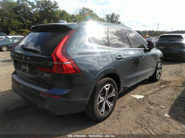 YV4L12RKXN1047125 Volvo Xc60 B5 Momentum