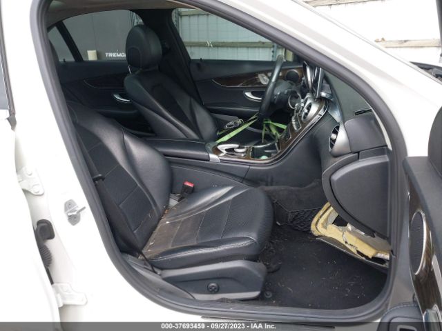 2015 MERCEDES-BENZ C-CLASS 55SWF4JB8FU052825 Photo 4