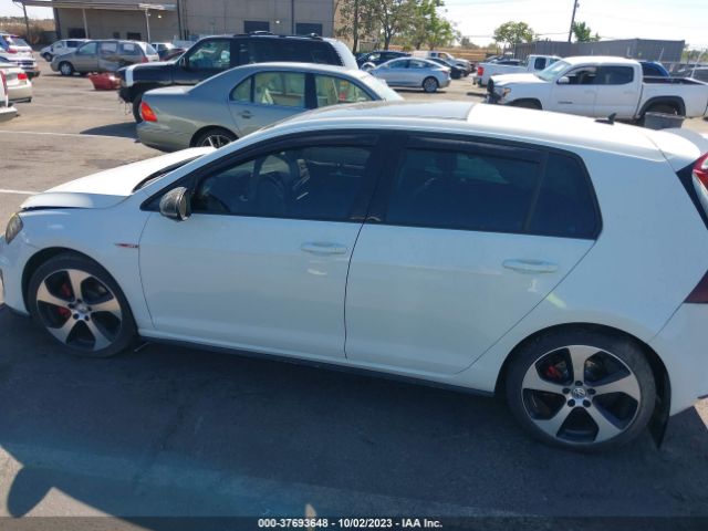 3VW4T7AUXFM030791 Volkswagen Golf Gti Se