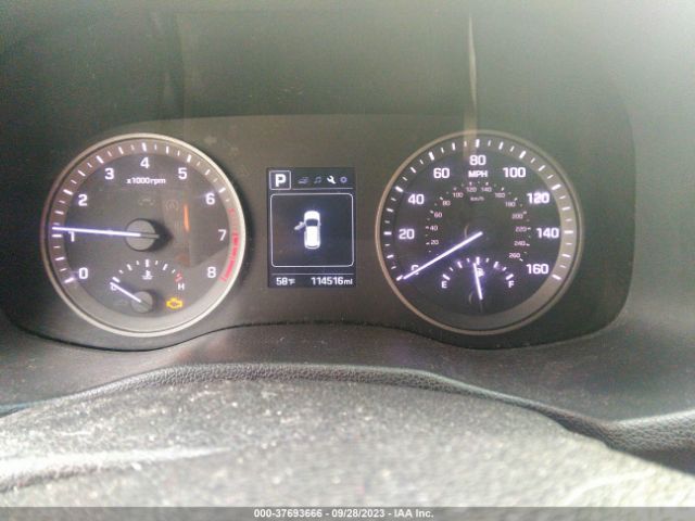 KM8J23A48GU137820 Hyundai TUCSON SE