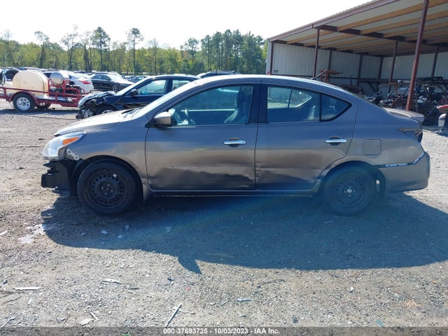 Nissan VERSA SV 2016 3N1CN7AP3GL837375 Image 15