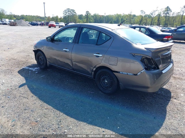 Nissan VERSA SV 2016 3N1CN7AP3GL837375 Image 3