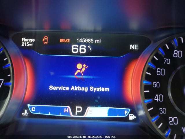 Chrysler 200 C 2015 1C3CCCCG7FN526351 Image 7