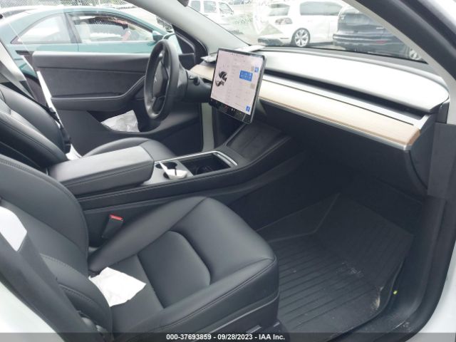 5YJYGDEF4MF251954 Tesla Model Y Performance