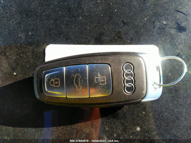 WAUL2AF2XKN047755 Audi A6 Premium Plus