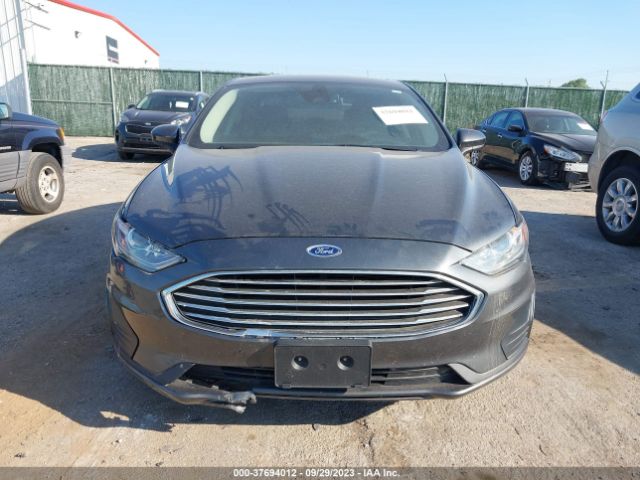 3FA6P0LUXKR283682 Ford Fusion Hybrid Se