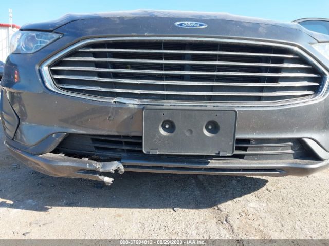 3FA6P0LUXKR283682 Ford Fusion Hybrid Se