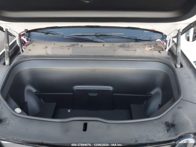 7PDSGABA3PN012049 Rivian R1s Adventure
