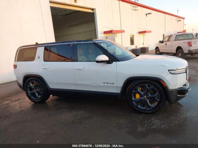 7PDSGABA3PN012049 Rivian R1s Adventure