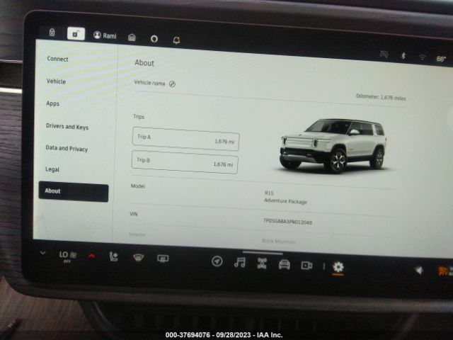 7PDSGABA3PN012049 Rivian R1s Adventure
