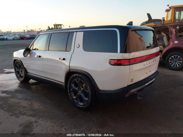 7PDSGABA3PN012049 Rivian R1s Adventure