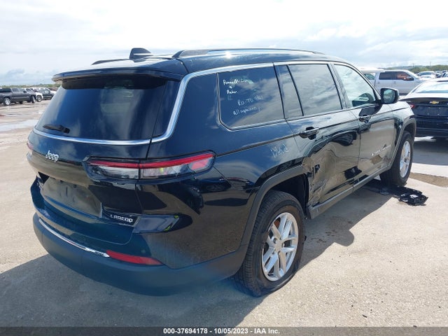 1C4RJKAG5P8807878 Jeep Grand Cherokee L Laredo