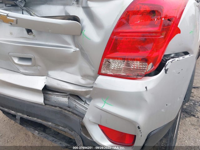 Chevrolet TRAX LS 2018 KL7CJNSB0JB595117 Image 6