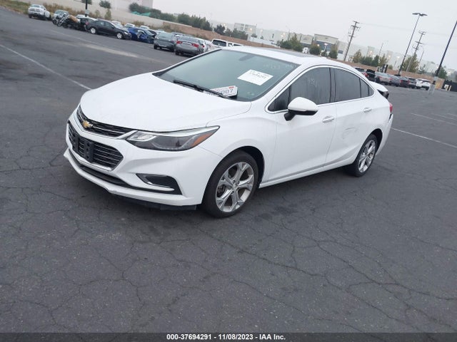 Chevrolet Cruze Premier 2018 1G1BF5SM4J7211966 Image 2
