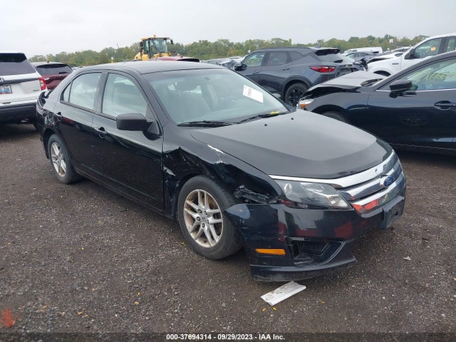 2012 FORD FUSION S VIN: 3FAHP0GA2CR124004