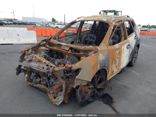 JN8AT2MV3JW311745 Nissan Rogue Sl