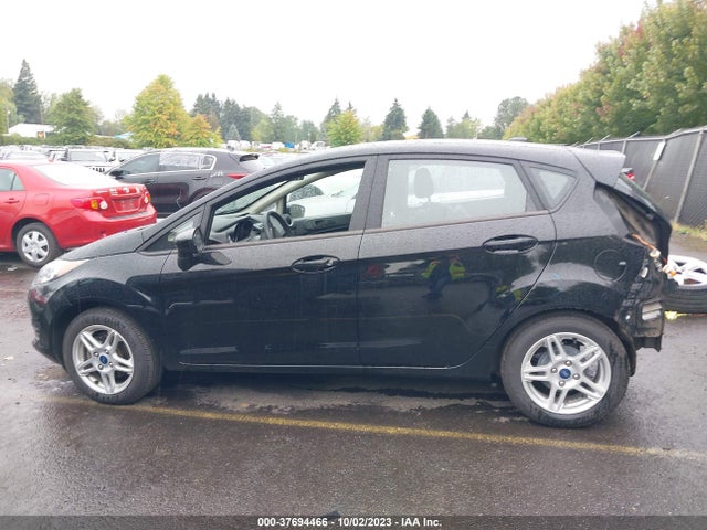 Ford FIESTA SE 2019 3FADP4EJXKM121940 Image 15