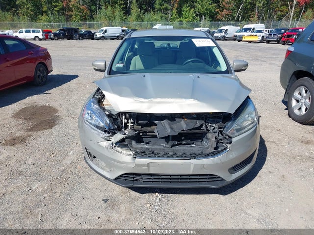Ford FOCUS SE 2015 1FADP3K29FL380966 Image 13