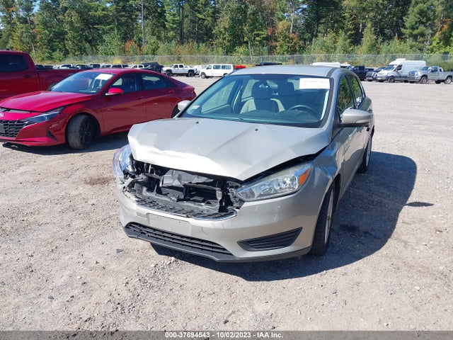 Ford FOCUS SE 2015 1FADP3K29FL380966 Image 12