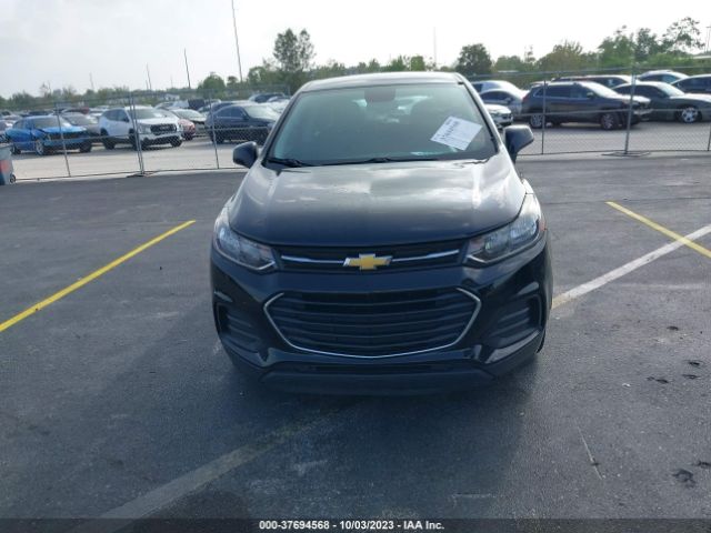 3GNCJKSB1JL310142 Chevrolet TRAX LS