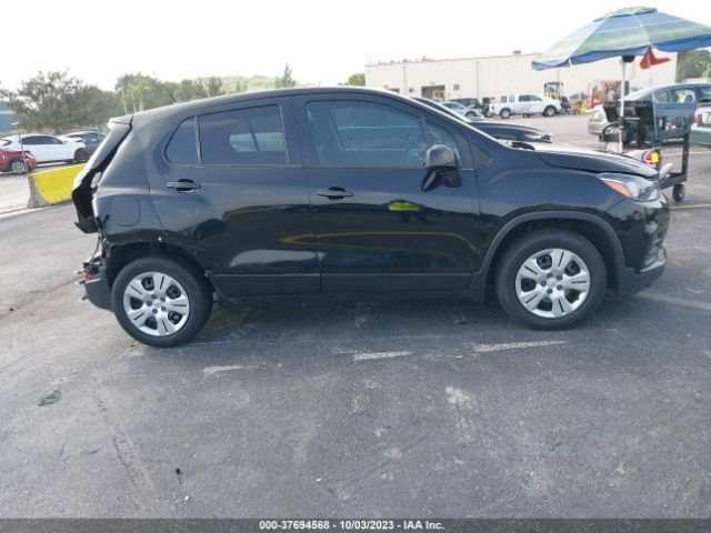 3GNCJKSB1JL310142 Chevrolet TRAX LS