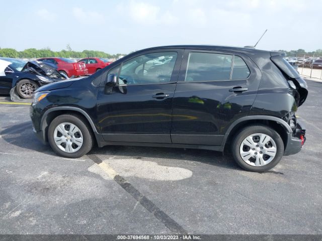 3GNCJKSB1JL310142 Chevrolet TRAX LS