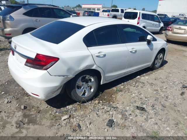 19XFB2F54EE063622 Honda Civic Sedan Lx