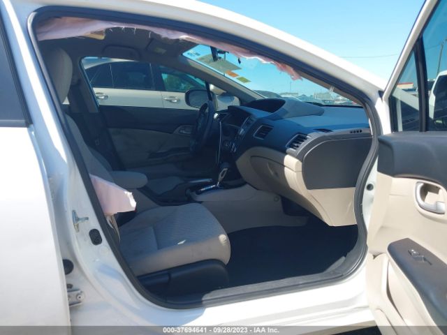 19XFB2F54EE063622 Honda Civic Sedan Lx