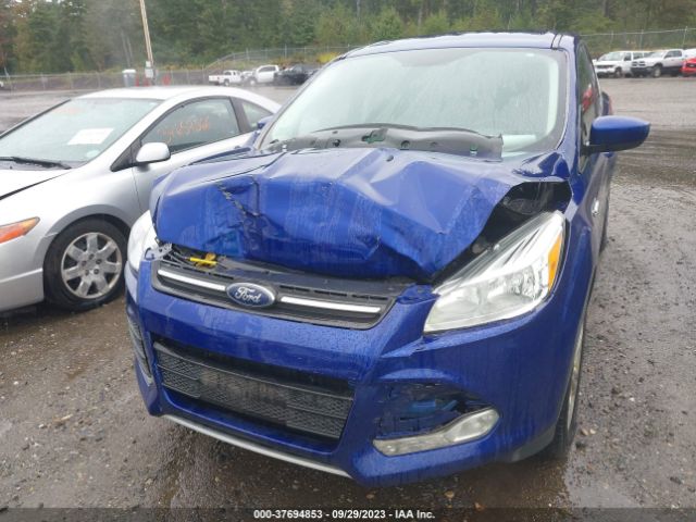 1FMCU9GX9GUC47914 Ford ESCAPE SE