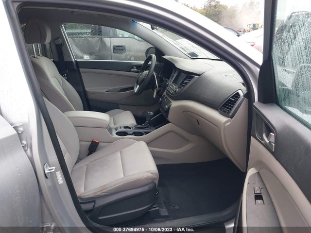 Hyundai TUCSON SEL 2018 KM8J3CA41JU759373 Image 5