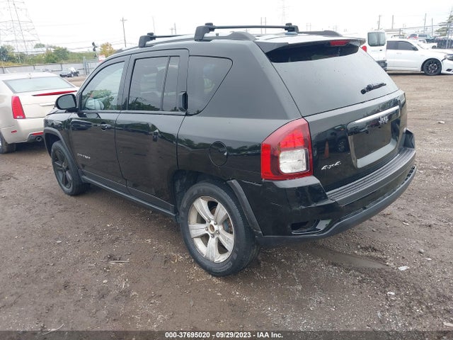 1C4NJDEB5GD663281 Jeep Compass Latitude