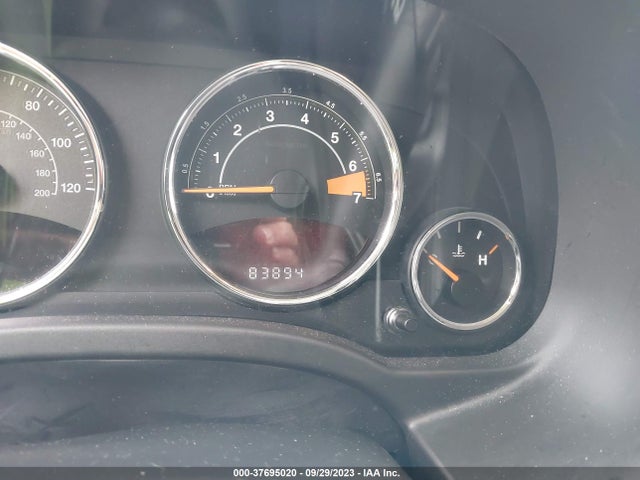 1C4NJDEB5GD663281 Jeep Compass Latitude