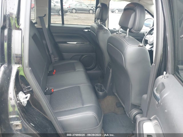 1C4NJDEB5GD663281 Jeep Compass Latitude