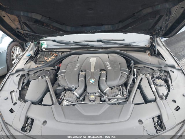 WBA7F2C5XHG421448 BMW 750i