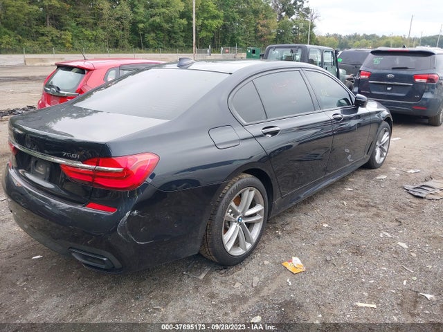 WBA7F2C5XHG421448 BMW 750i