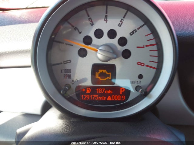2009 MINI COOPER HARDTOP WMWMF33599TW70499 Photo 6