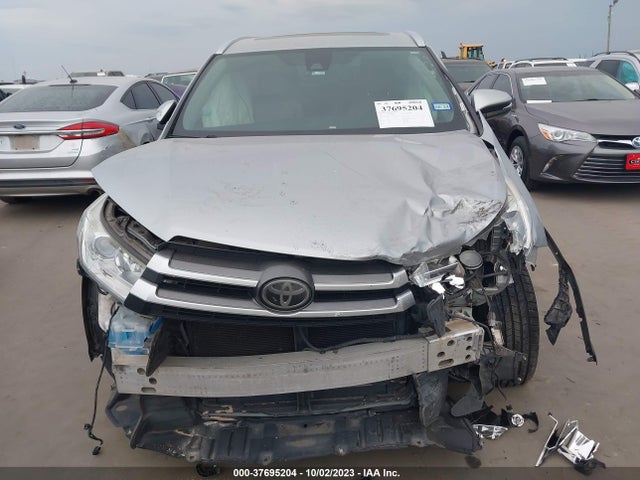 Toyota Highlander Xle/se 2017 5TDKZRFH7HS523394 Image 13