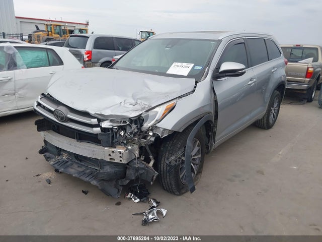 Toyota Highlander Xle/se 2017 5TDKZRFH7HS523394 Image 2