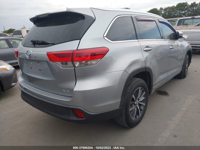 Toyota Highlander Xle/se 2017 5TDKZRFH7HS523394 Image 4