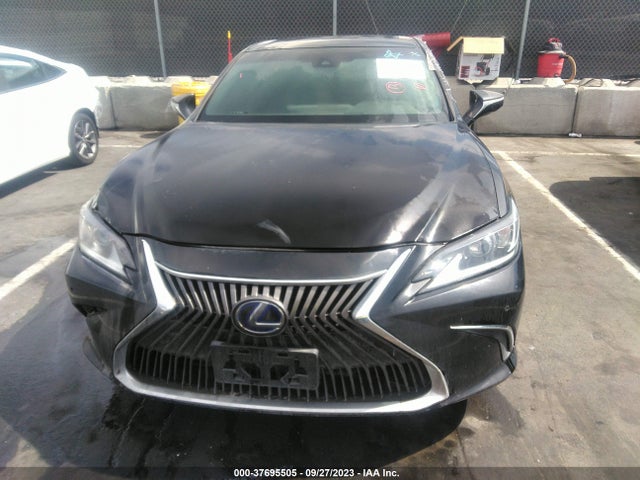 58AD21B17LU008573 Lexus Es Es 300h
