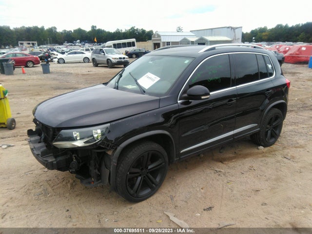 WVGAV7AX4GW052678 Volkswagen Tiguan R-line